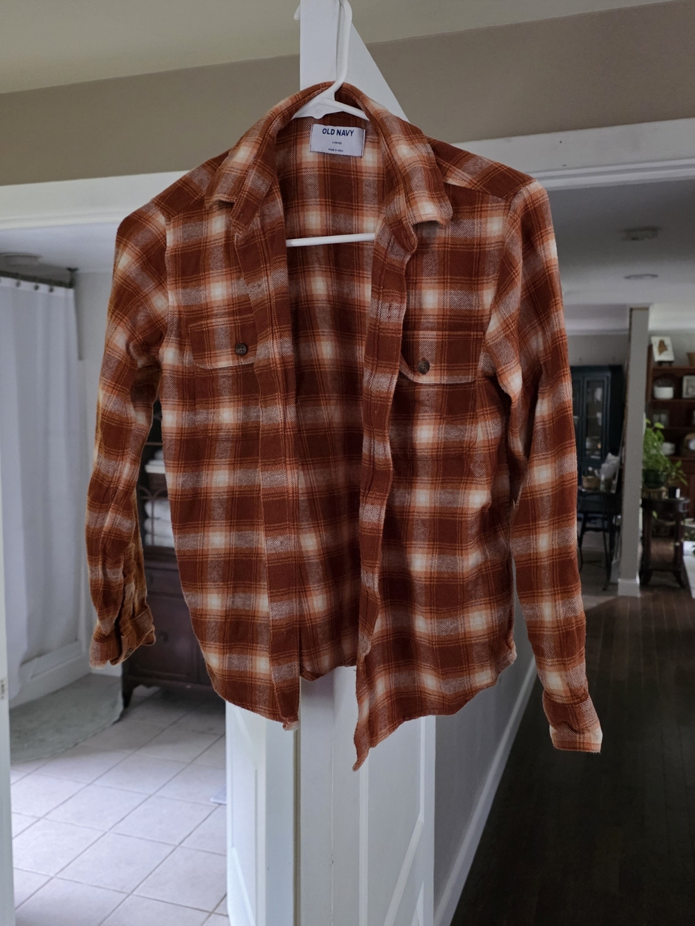 Old Navy Men's Rust and White Plaid Button-Up Shirt